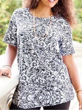 Catherine Malandrino Black and White Floral Short Sleeve Tee
